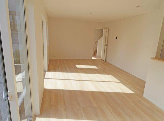 売新築戸建　沼津市大岡の居間・リビング