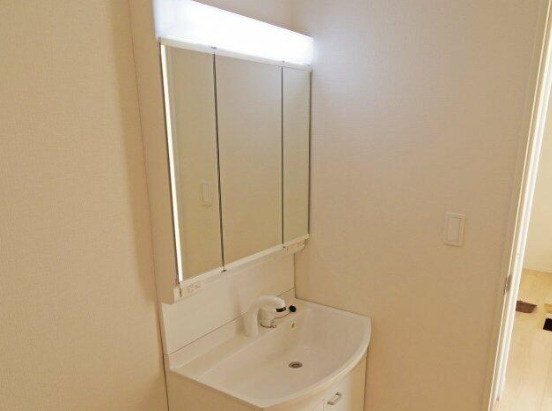 売新築戸建　沼津市大岡の独立洗面台