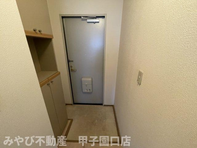 ベアント甲子園の玄関
