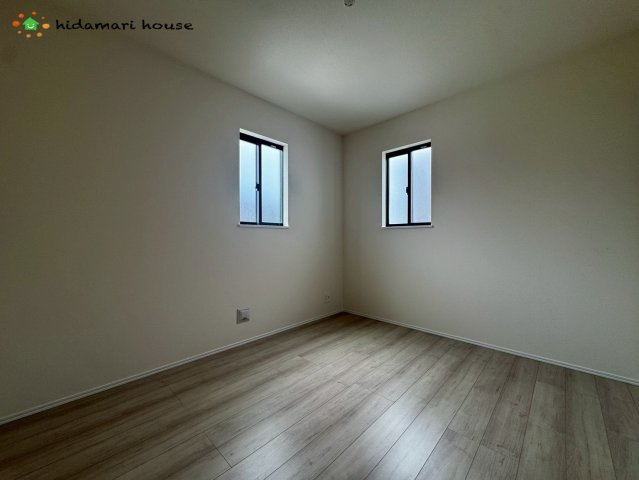 上尾市原市2322　新築戸建　ハートフルタウンCの洋室|2階洋室：5.25帖