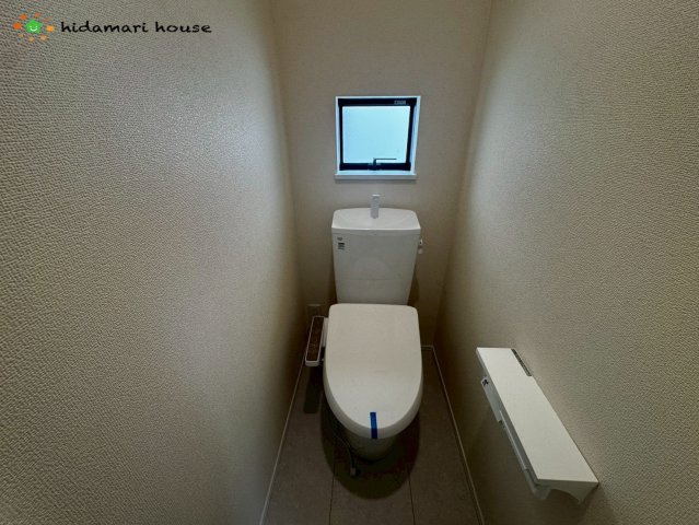 上尾市原市2322　新築戸建　ハートフルタウンCのトイレ