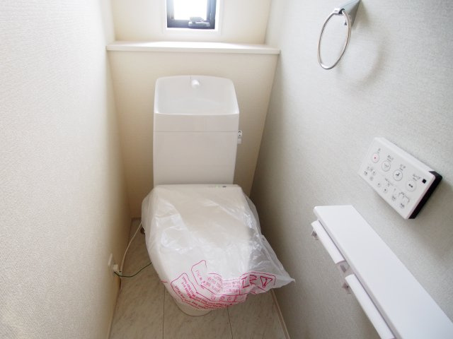 【トイレ】 | Livele Garden.S　東浜町第５　１号棟 | ※同施工物件写真