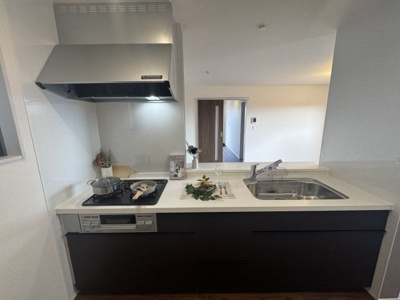 【キッチン】 | うるま市高江洲（全3棟）2号棟 | 2号棟　使いやすいシステムキッチン♪