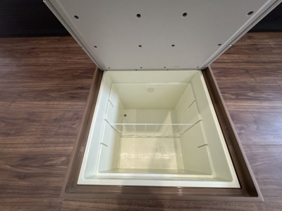 【キッチン】 | うるま市高江洲（全3棟）2号棟 | 2号棟　床下収納付き♪