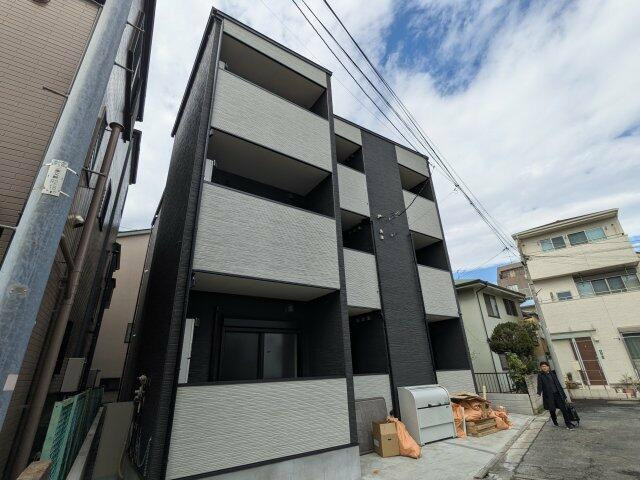 アプトエルの外観