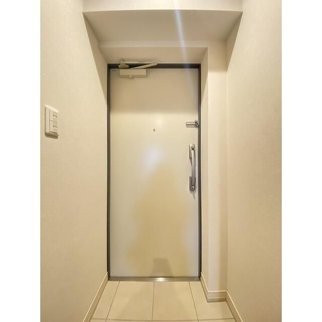 アルファコート下赤塚の玄関