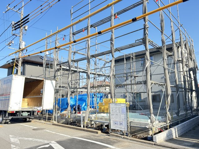 【LIGARE】宇都宮市日の出 第1期 全1棟の外観|〇1号棟只今建築中〇
東武宇都宮線「南宇都宮」駅徒歩３分の便利な立地♪児童公園近く、小学校まで徒歩５分♪子育てファミリーにも嬉しい住環境です。
※2026年3月撮影