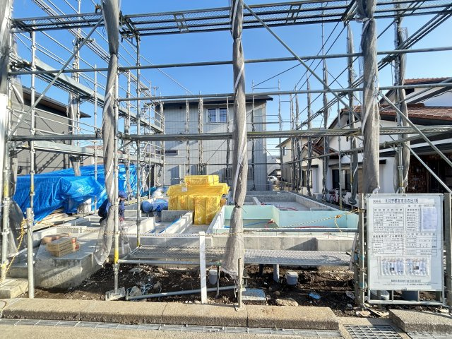 【LIGARE】宇都宮市日の出 第1期 全1棟の前面道路含む現地写真|〇只今建築中〇
コンビニ徒歩３分♪ドラックストアも徒歩４分♪毎日の生活に欠かせない利便施設を今から現地で確認されることをおススメします。現地に熟知した弊社営業にお任せください。
※2026年3月撮影