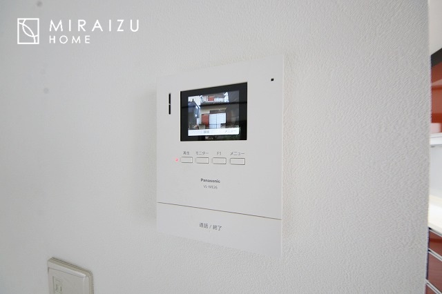 【庭】 | 青く澄み渡った綺麗な空と、陽の光をたっぷりと受ける、そんな住宅で新生活をスタートしてみませんか？見学・ご相談等、ミライズホーム(株)までお気軽にご連絡下さい♪
