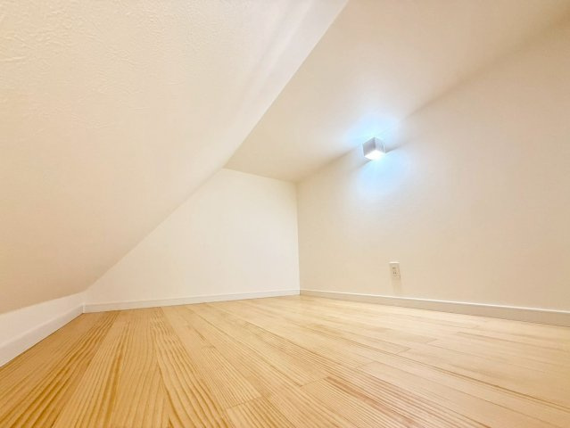 中野区本町4丁目　新築戸建の収納|普段使わない季節物などの収納にも便利な小屋裏収納付きです。

現地ご見学希望・資料請求などお気軽にお問い合わせ下さい！
03-5990-5201