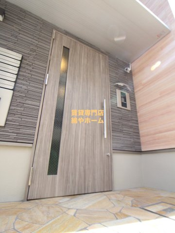 フジパレス住吉遠里小野Ⅱ番館のエントランス|清潔なエントランスです