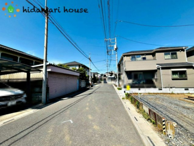上尾市浅間台　新築戸建　タマタウン01の前面道路含む現地写真