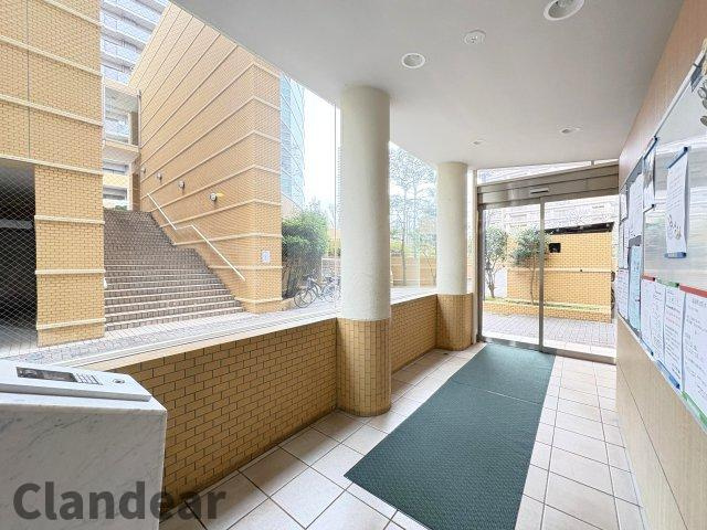 プランヴェールEXサザンウイングのロビー|ドキドキの新生活も、安心してスタート。ぴったりの住まいを見つけませんか？クランディアが一緒に住まい選びをサポートします‼　まずは、お気軽にお問合せください　＃クランディア