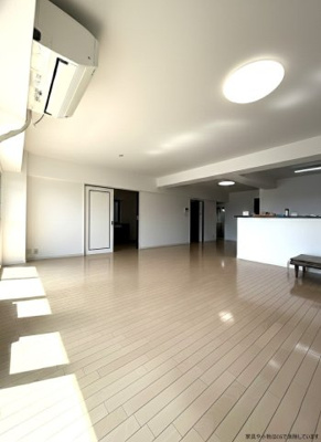 【居間・リビング】 | 夙川グリーンタウン南棟 | おしゃれなリビングです