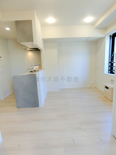 FABRIC蒲田west Residenceの居間・リビング|DK7.5帖