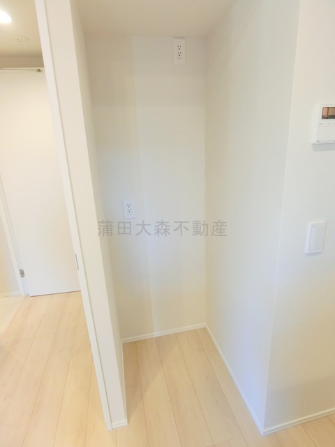 FABRIC蒲田west Residenceのキッチン|冷蔵庫置き場