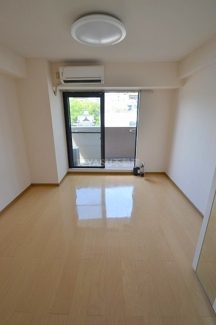 広島市中区広瀬町の賃貸マンションの内装