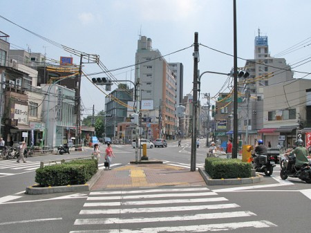 豊島区南大塚２丁目のアパートの周辺