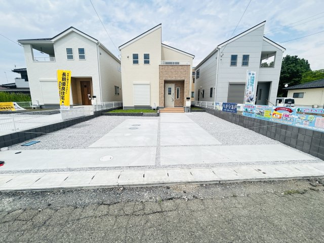 新築　伊勢崎市東小保方町第２　Livele Garden.S　6号棟の駐車場|現地写真　駐車スペースは2台分可能です！

