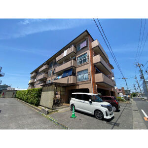パレス第3守山の駐車場