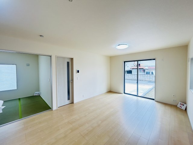 新築　伊勢崎市東小保方町第２　Livele Garden.S　7号棟の居間・リビング|伊勢崎市東小保方町第２　Livele Garden.S
