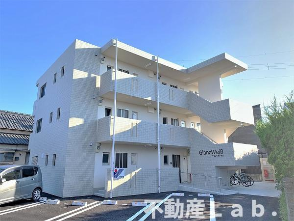 グランツヴァイス（Ｇｌａｎｚｗｅｉｓｓ）