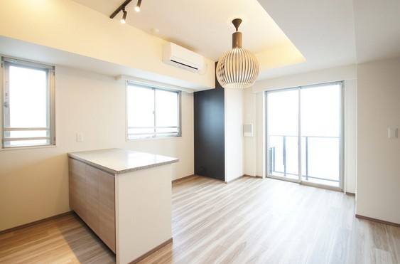 【居間・リビング】