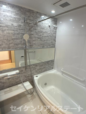 コンセリオ古淵４階部分の浴室