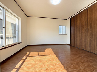 【洋室】 | 大和市福田 中古戸建て | 洋室6帖（北・2階）別角度