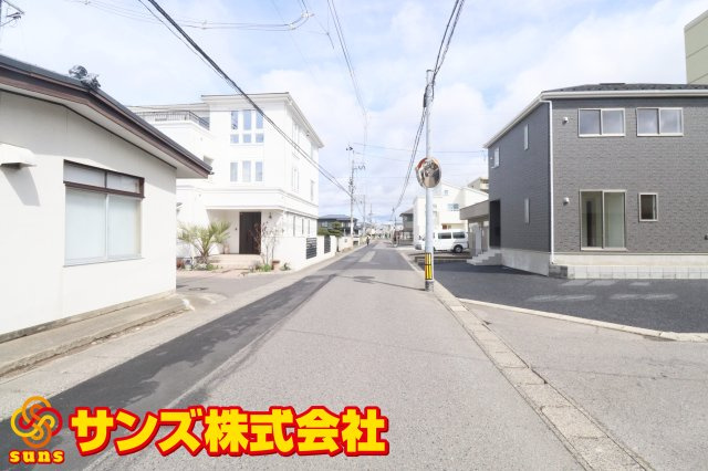 郡山市島2丁目　　　　1号棟　　　大成小学校、郡山第１中学区の外観|西側前面道路