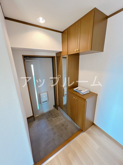 ベルコリンマンションの玄関