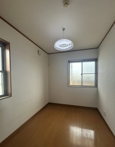 泉大津市綾井戸建の洋室|約3.7帖