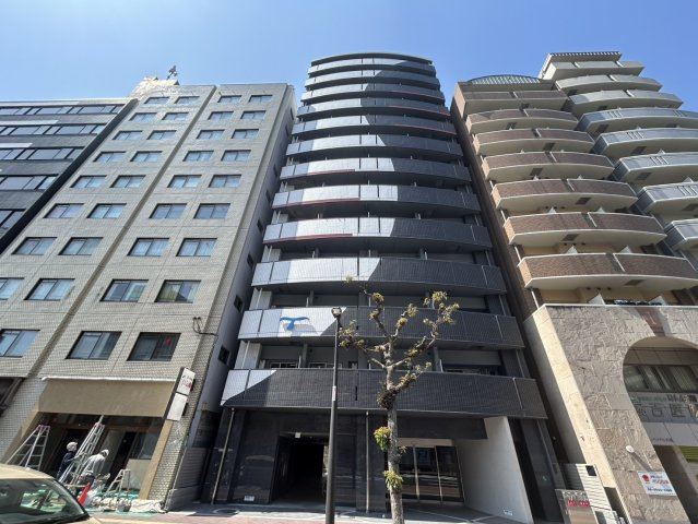 セレニテ難波リアン