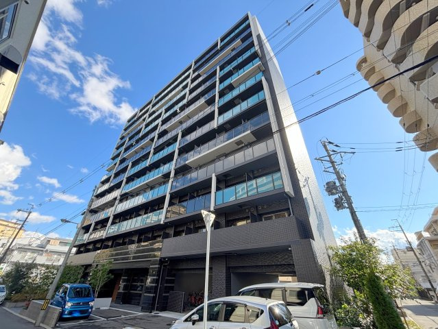 プレサンス西中島南方セレストの外観