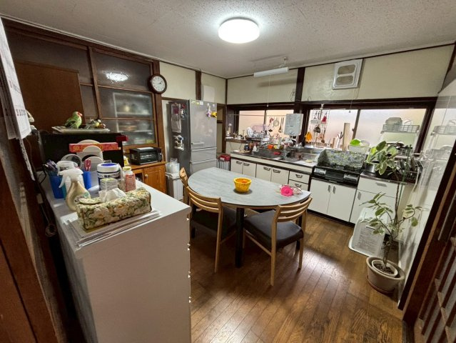 桜川市真壁町長岡　中古戸建のキッチン