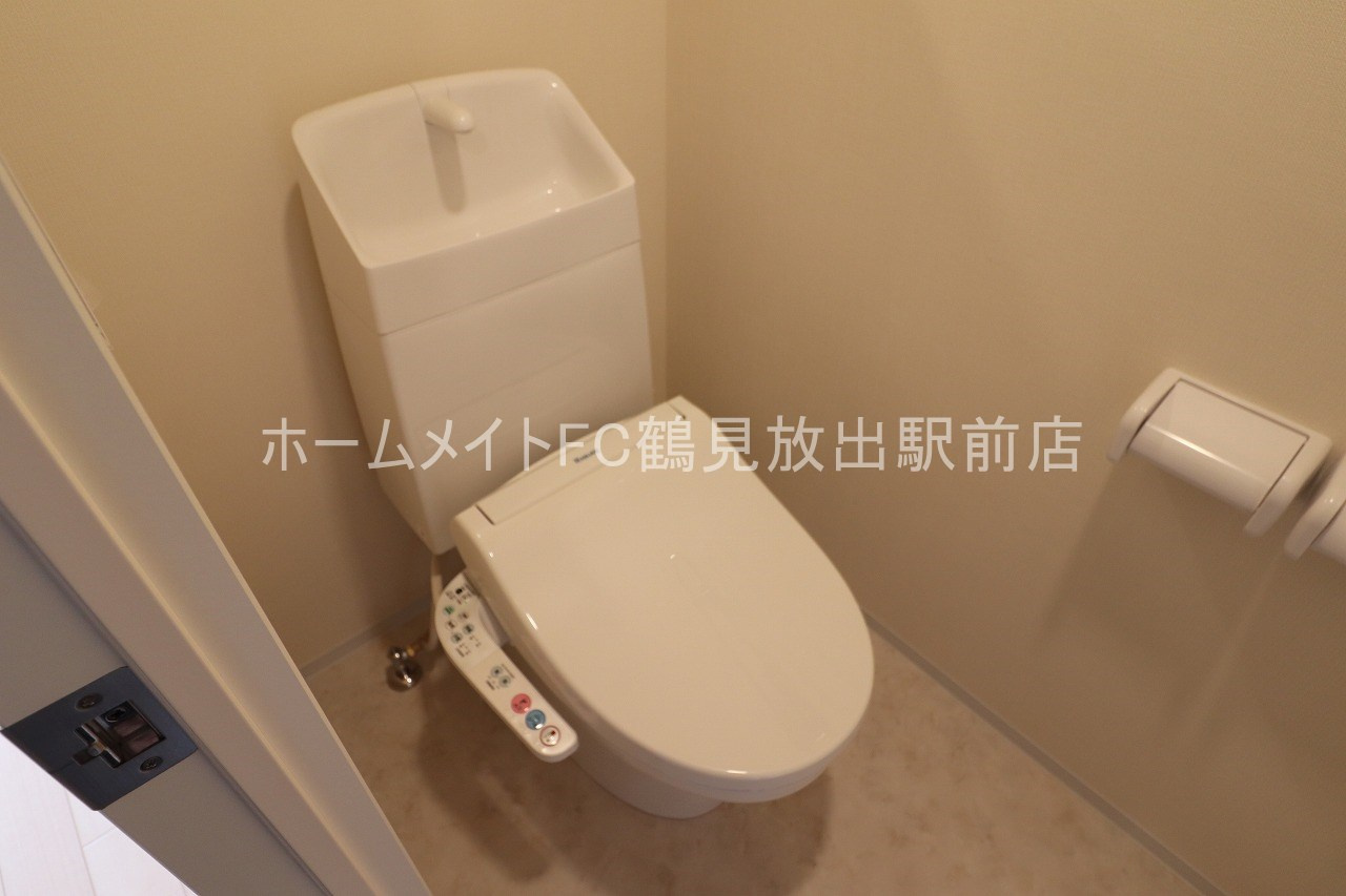 東大阪市稲田新町２丁目のアパートのトイレ