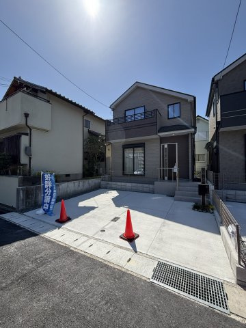 神戸市垂水区桃山台6丁目の前面道路含む現地写真