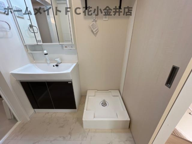 【その他】 | レヴメゾン神山弐番館 | 洗濯機置場