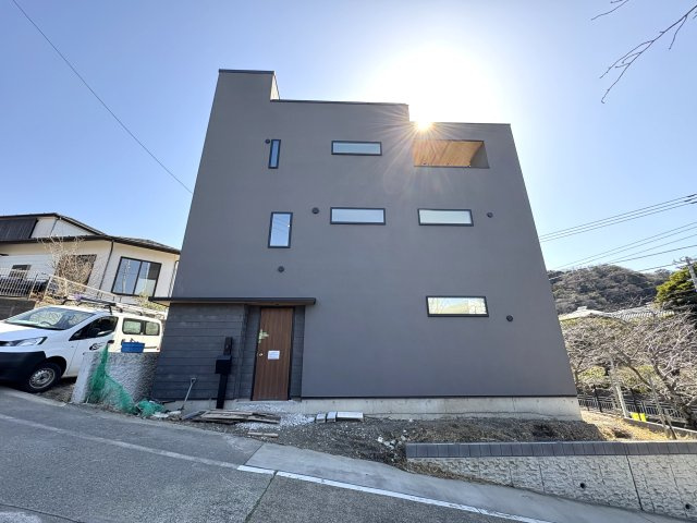 HAYAMA OCEAN VIEW HOUSE — 堀内の外観