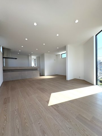 HAYAMA OCEAN VIEW HOUSE — 堀内の居間・リビング