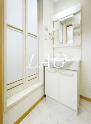 【洗面所】 | コルサ池袋 | 独立洗面台です。