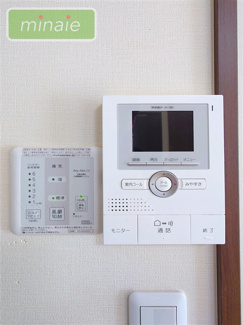 【設備】 | 太陽光発電　オール電化　電子キー　電動シャッター　旭町 | モニター付きインターホン　販売現地
