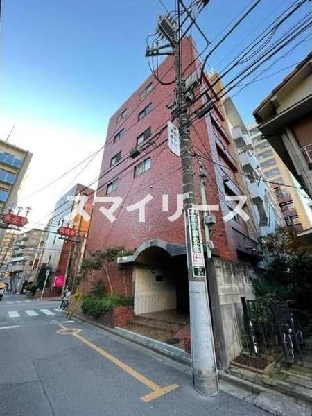 ユニパリス柏駅前のエントランス