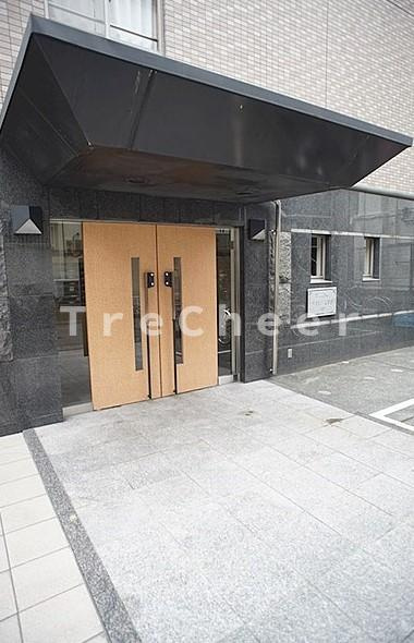 ロアール早稲田大学前弐番館のエントランス