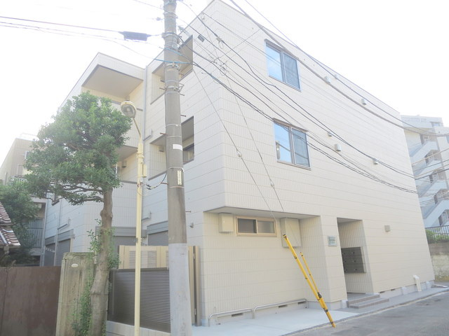 リビオン千駄ヶ谷の外観