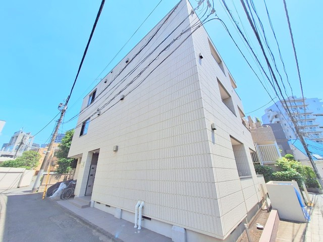 リビオン千駄ヶ谷の外観