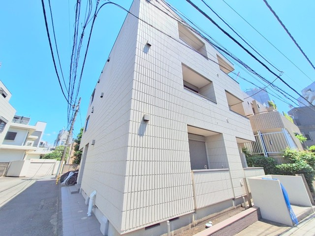 リビオン千駄ヶ谷の外観