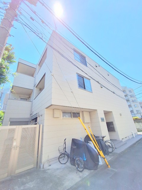 リビオン千駄ヶ谷の外観