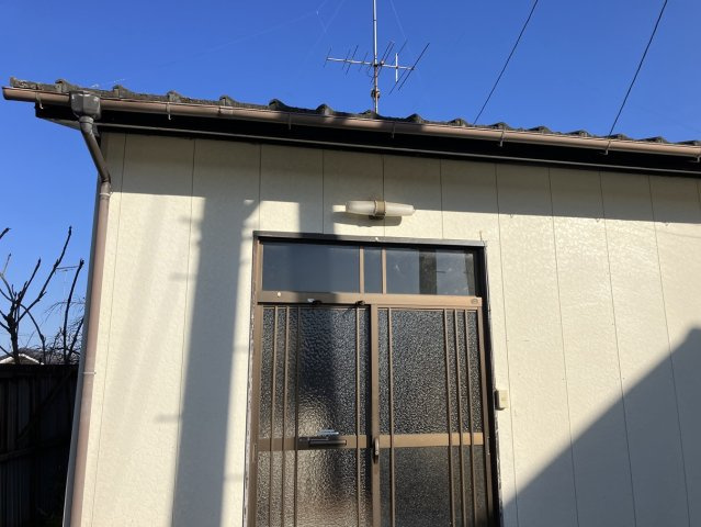 金山町朝日台 中古一戸建ての玄関