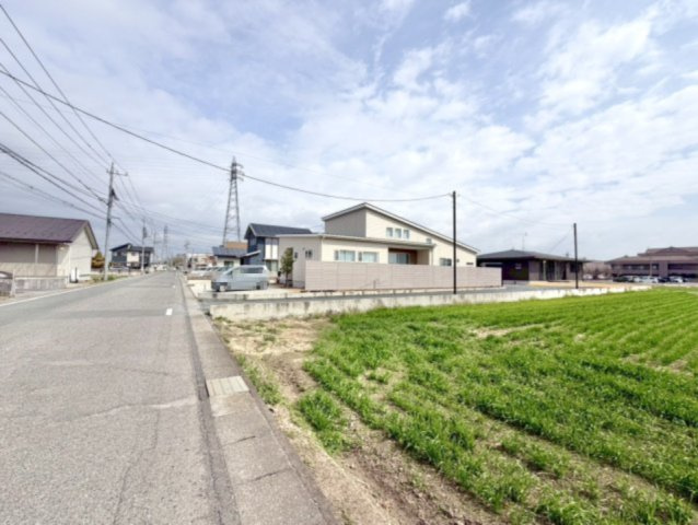 【中古戸建】太田市高林北町の外観|■外観｜閑静な住宅街で始める新しい暮らし♪開放的な毎日をあなたへ(^^♪